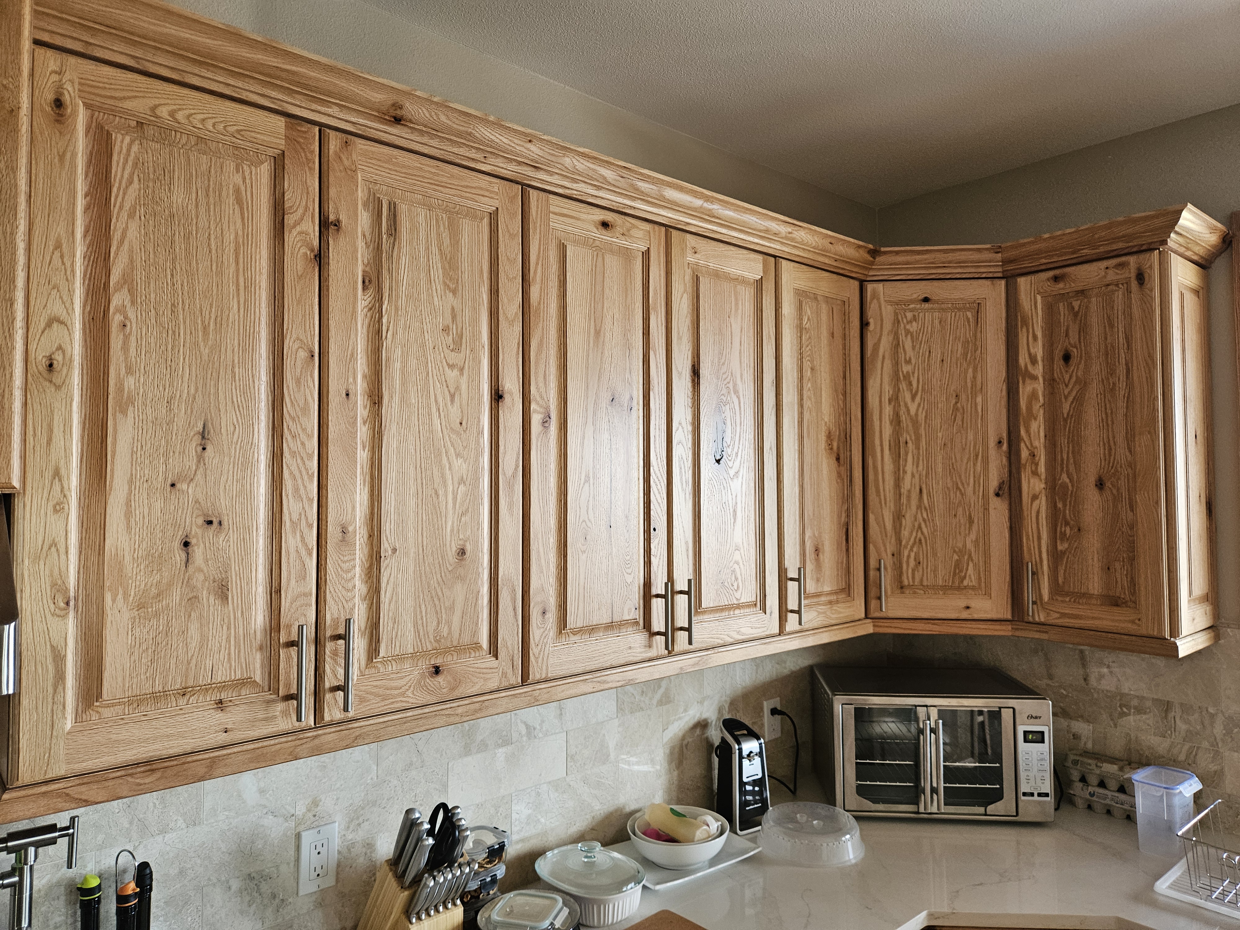 Upper kitchen cabinetry